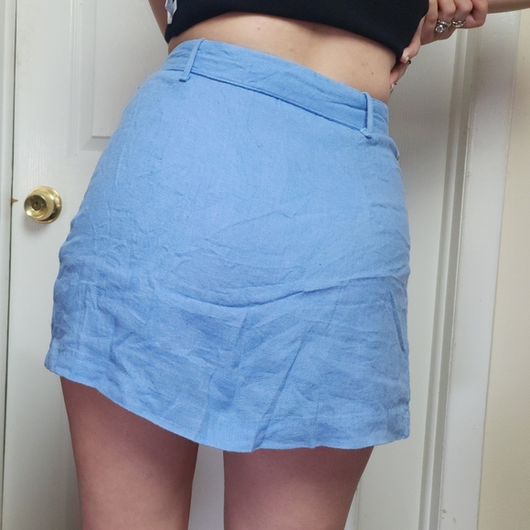 ABERCROMBIE & FITCH Mini Skirt - Picture 3 of 10